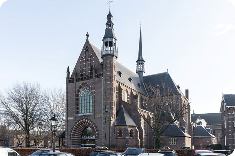 Kerk apollo